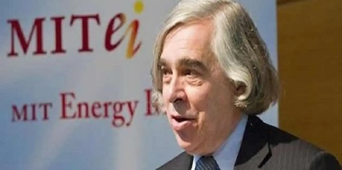 وزير الطاقة الأمريكي:العرض والطلب على النفط سيتوازنان خلال عام