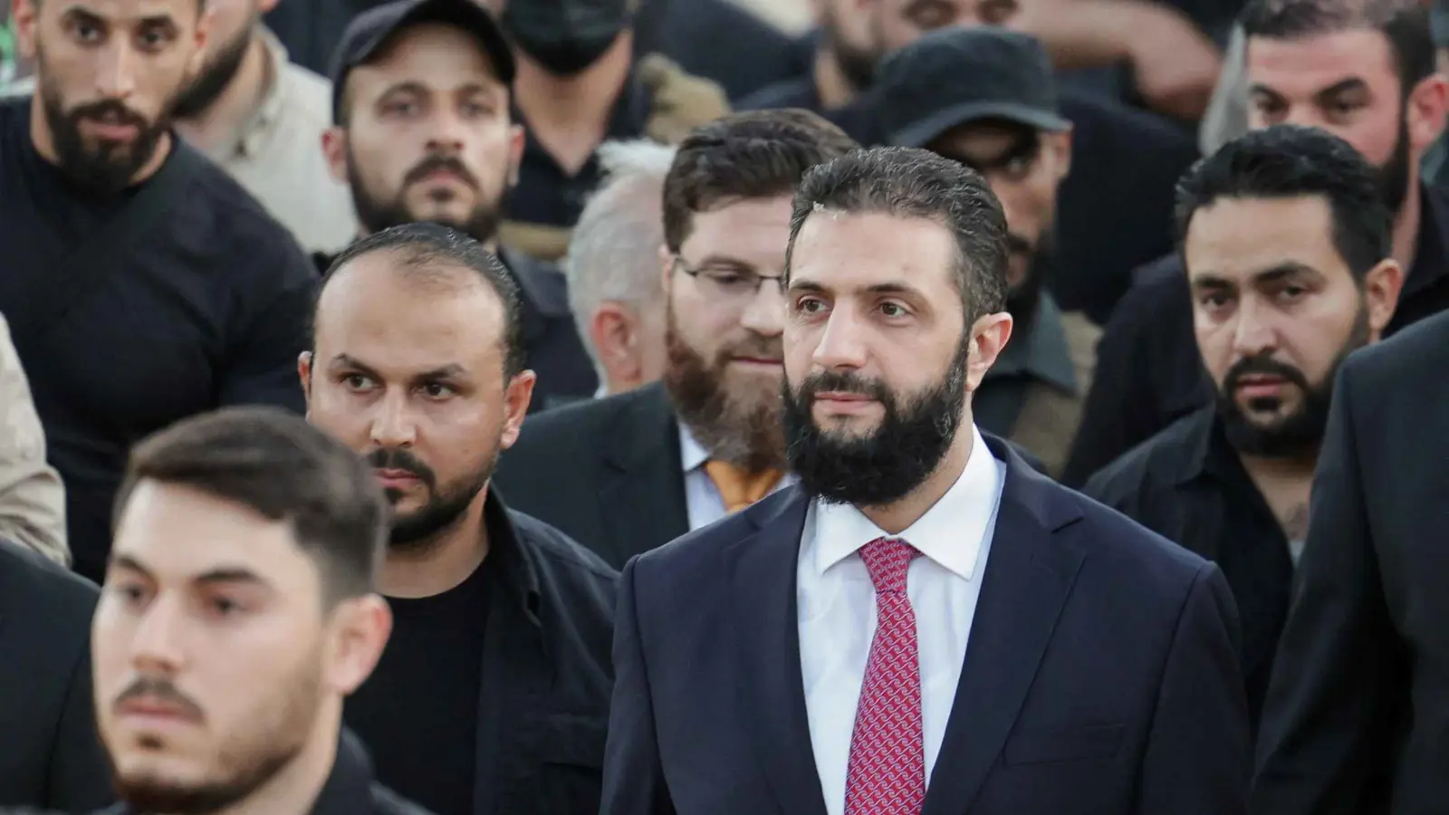 بعد رفع العقوبات.. الشرع يعلن من حلب بدء مرحلة إعمار سوريا