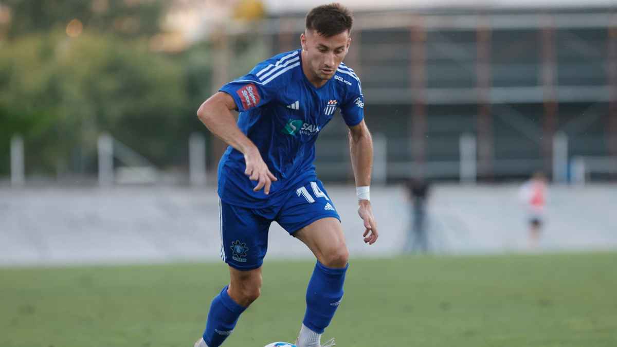 وفاة مأساوية للاعب كرة قدم في حريق مخيف