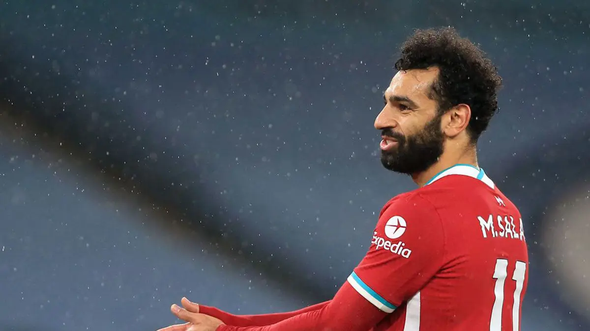 اتحاد الكرة المصري: من يردد أنباء تهرب محمد صلاح عن مباراتي توغو شخص مغرض.. وكيف لا يحضر فرح شقيقه (فيديو)