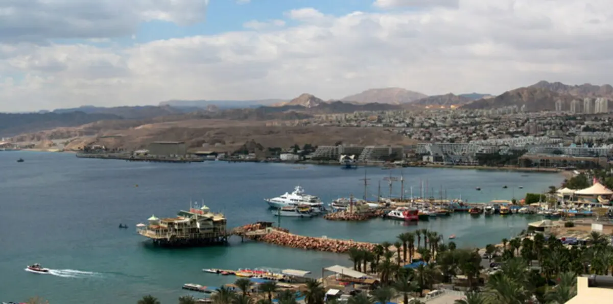 إسرائيل تستعين بعمال أردنيين لتعويض النقص في إيلات