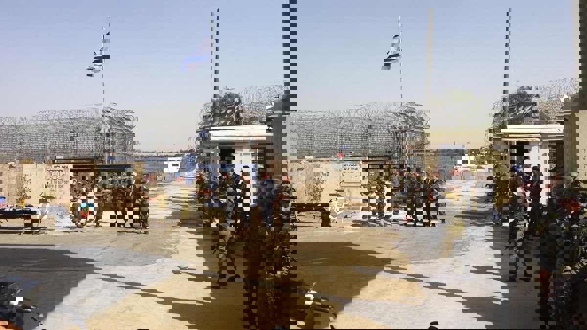 انتقادات واسعة في إسرائيل لمستوى الحراسات على معابر 