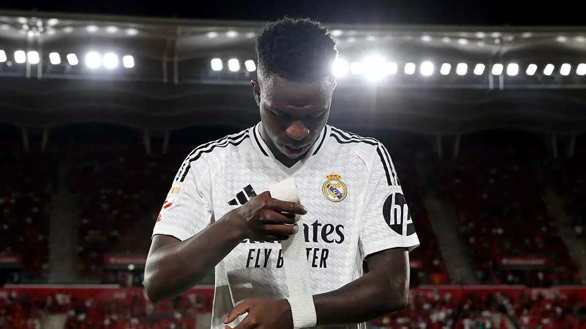 قرار جديد من فينيسيوس جونيور بشأن عروض الدوري السعودي