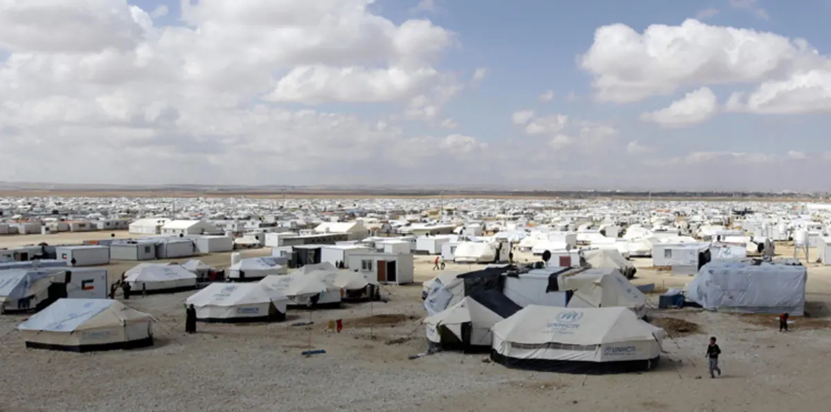 قتلى وجرحى بانفجار في مخيم "الرقبان" قرب الحدود الأردنية السورية