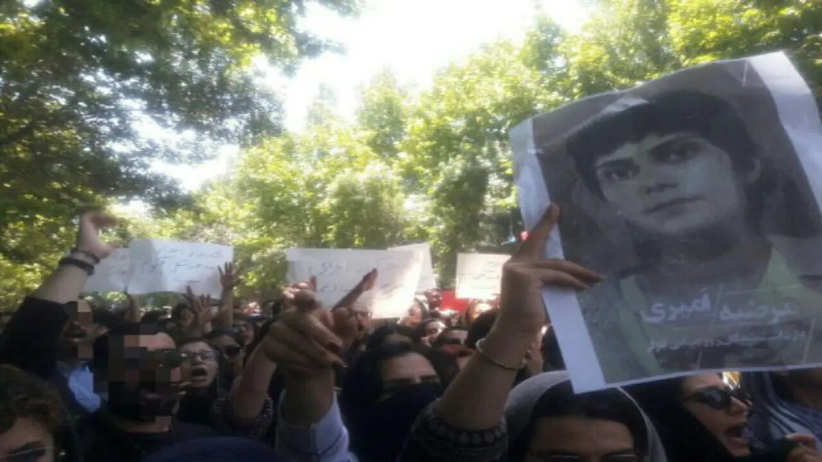 وقفات احتجاجية لطلبة جامعة طهران بسبب الحجاب الإجباري (فيديو)