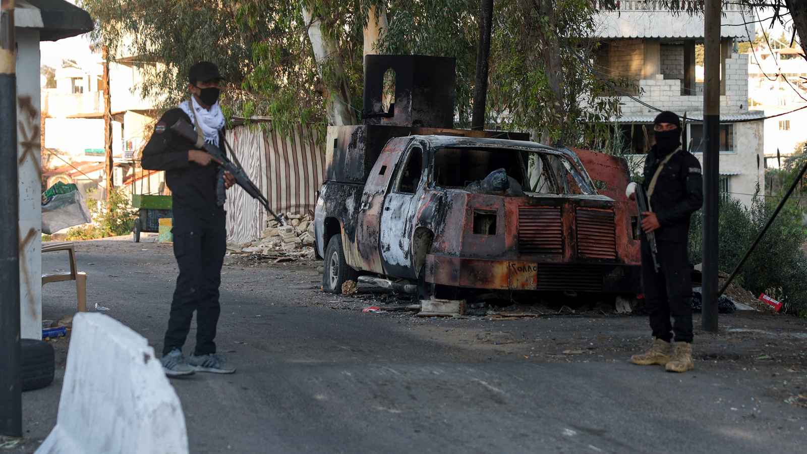 على صلة برامي مخلوف.. اعتقال متورط بجرائم حرب في سوريا