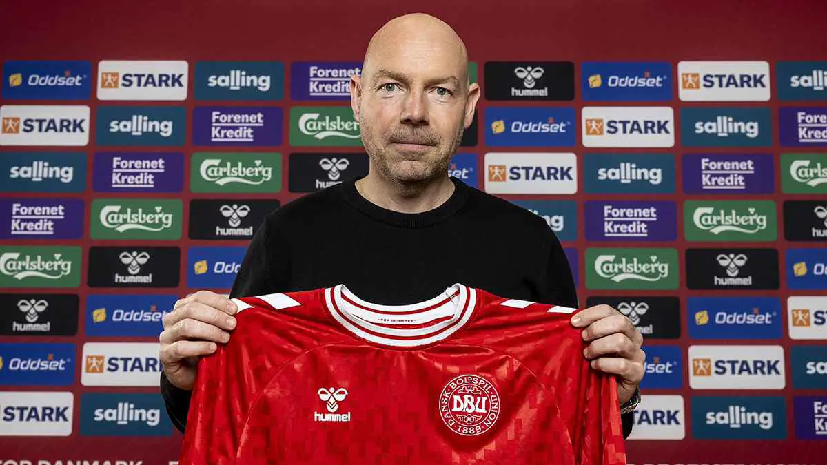 رسميًا.. برايان ريمر مدربا لمنتخب الدنمارك