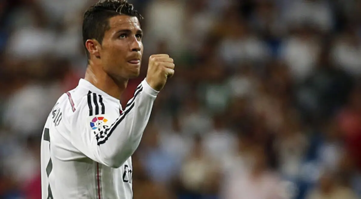 رئيس ريال مدريد يكشف حقيقة خلافه مع رونالدو