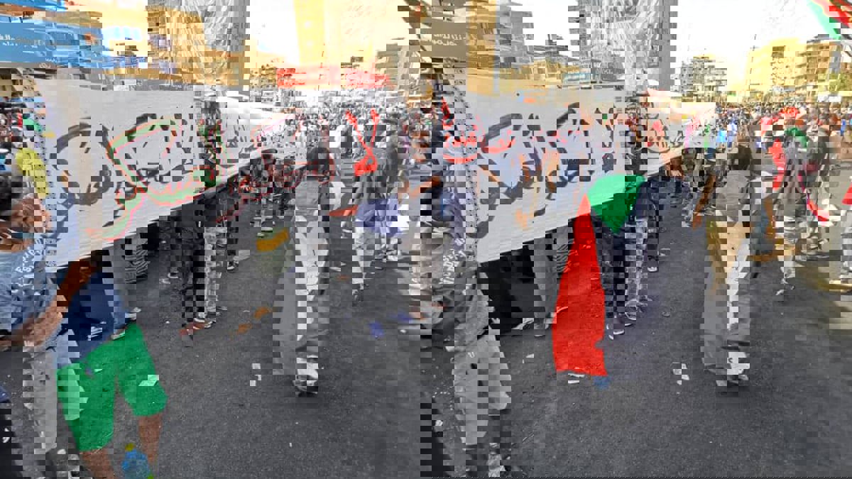 تظاهرة في الخرطوم للمطالبة بطرد رئيس البعثة الأممية