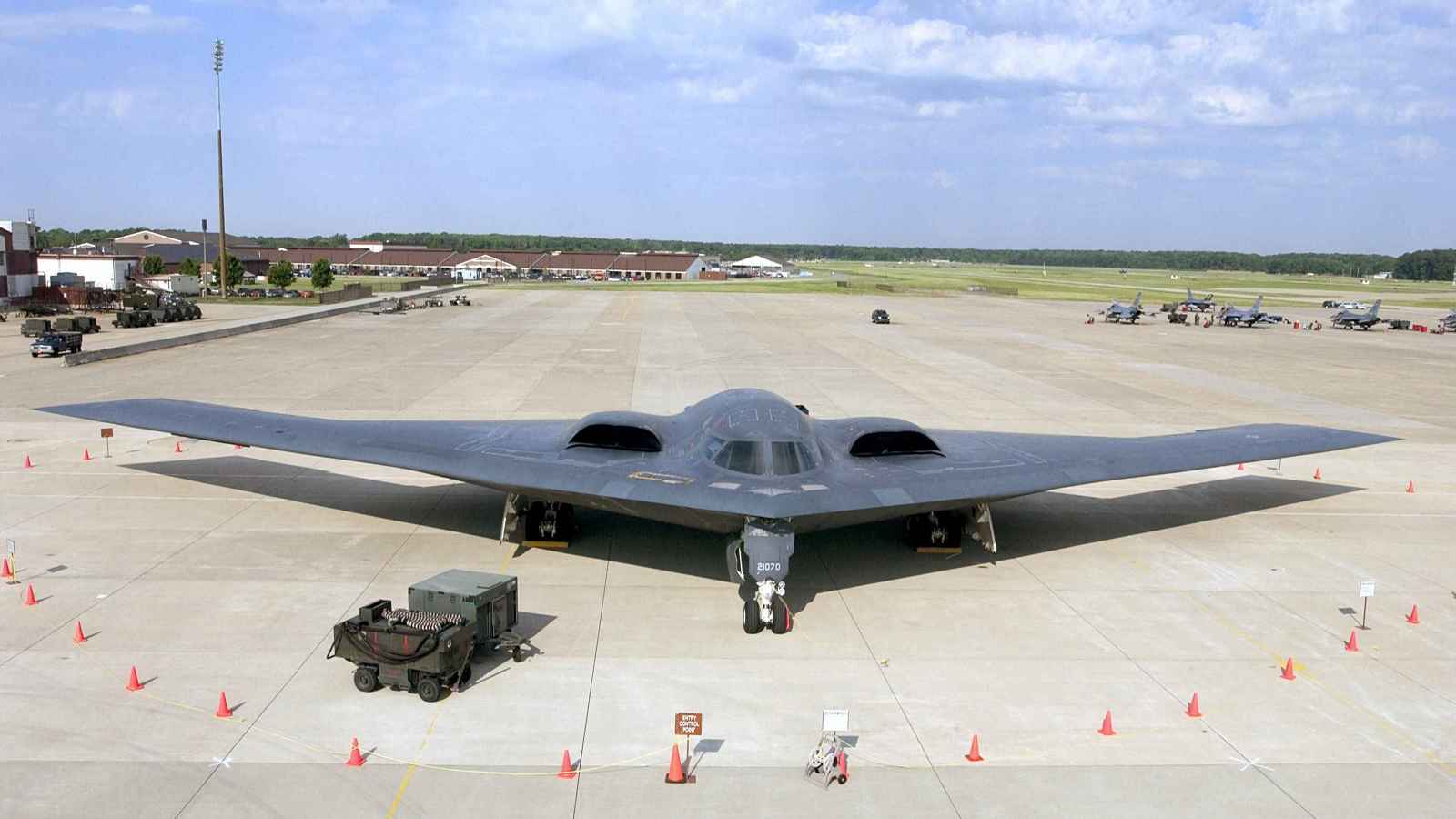 إجراءات دفاعية.. واشنطن تحرك قاذفات الشبح "بي2"