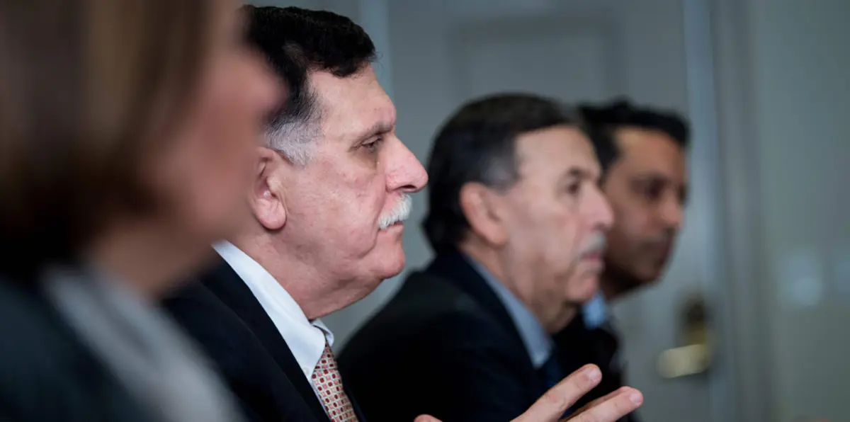 السراج يبدأ مشاورات تشكيل الحكومة الجديدة مع مجلس النواب الليبي