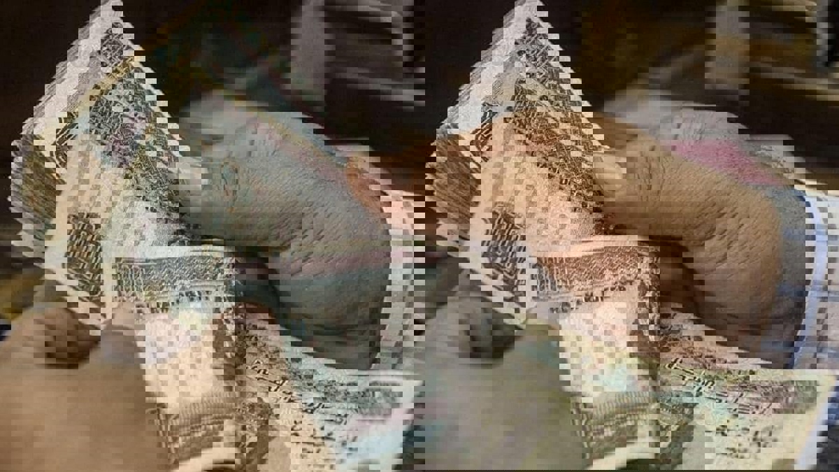 مذكرة بحثية: الجنيه المصري ما زال خاضعًا لإدارة محكمة‎ وليس لنظام سعر صرف حر