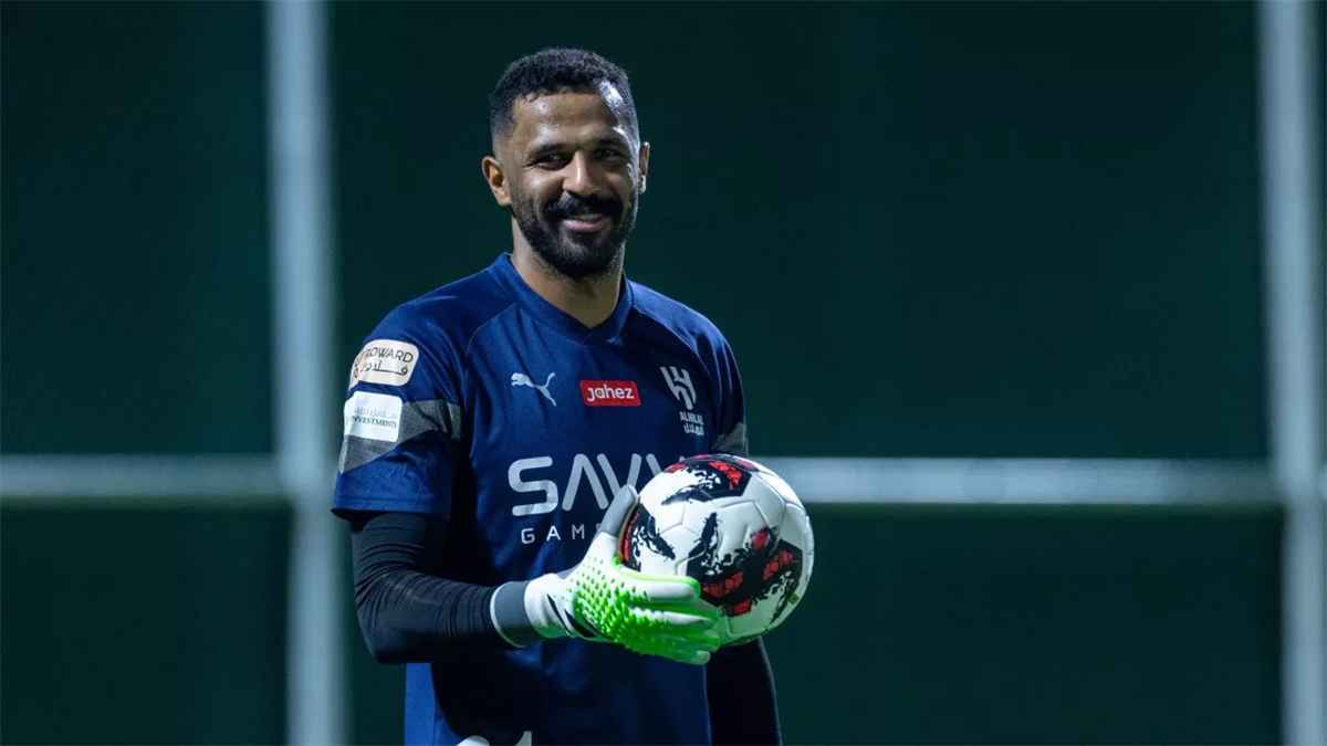 بعد استبعاد العويس.. من هم حراس الهلال في كأس العالم للأندية؟
