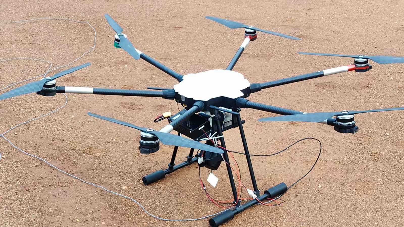 بعد الحرب مع إسرائيل.. إيران تشدد الرقابة على الطائرات المسيرة