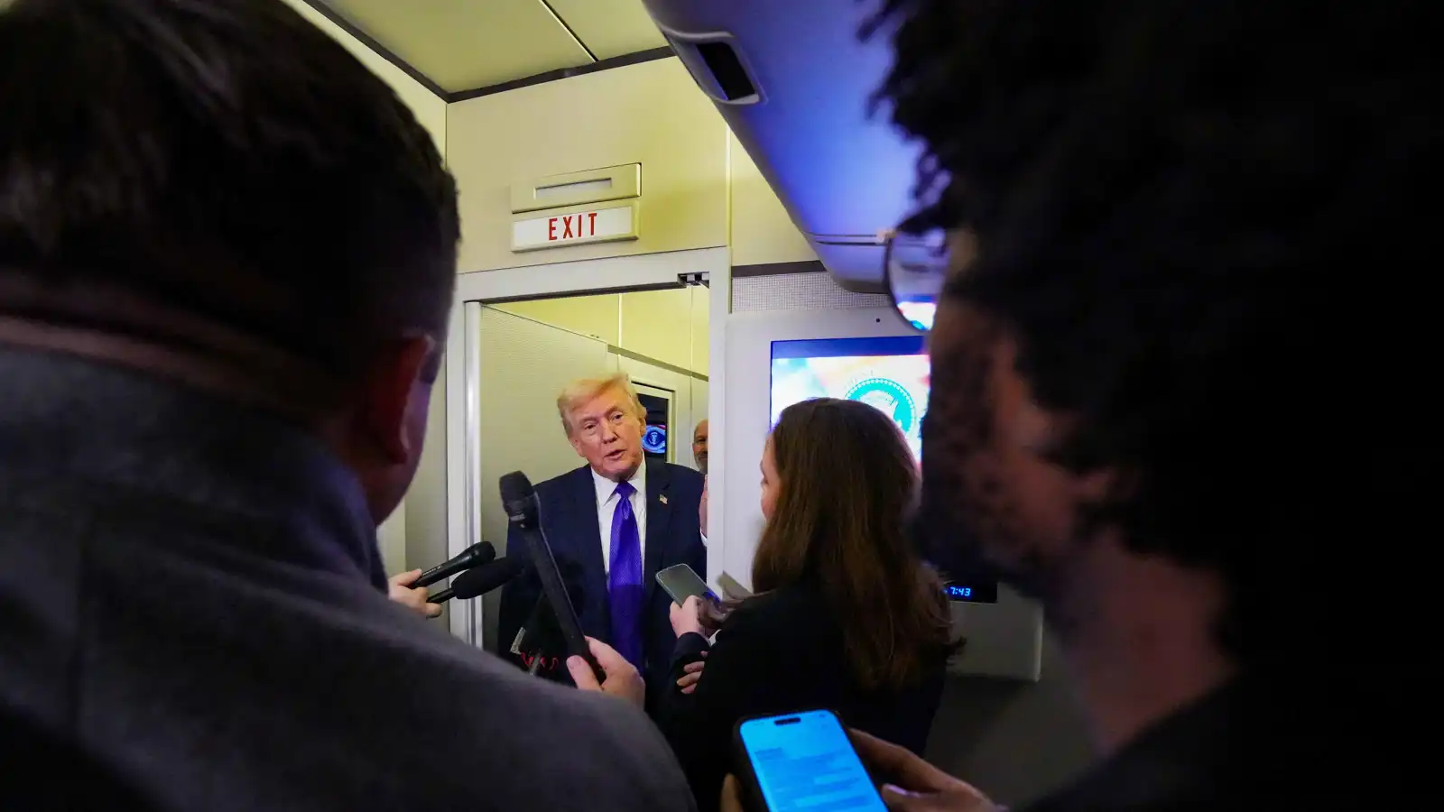 بين تفاوض وتهديد.. ترامب يشدد الخناق على إيران لحماية الأمن والاقتصاد