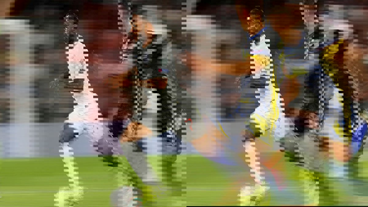 سترلينغ "الذي لا يمكن إيقافه" يمثل وقودًا لهجوم منتخب إنجلترا