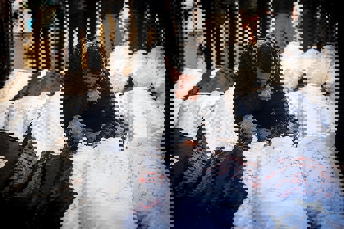 في "عيد الحب".. آلاف الأزواج في غزة يستذكرون مآسيهم