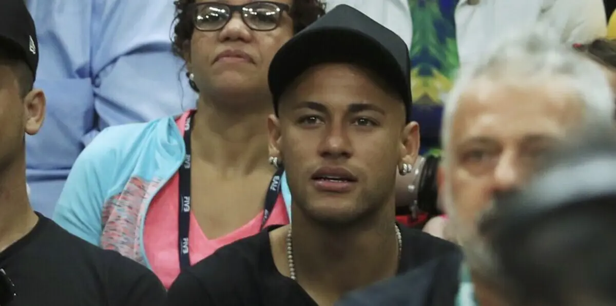 وكيل نيمار يكشف الفريق الذي كاد يخطفه من برشلونة