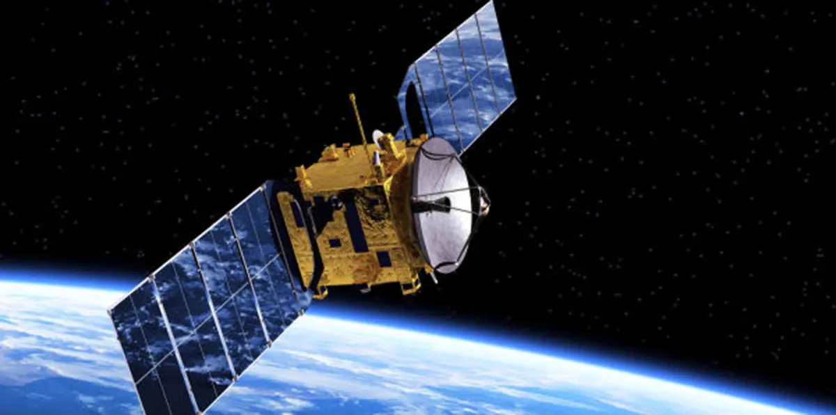 "فيسبوك" سيطلق قمرًا صناعيًا جديدًا للإنترنت