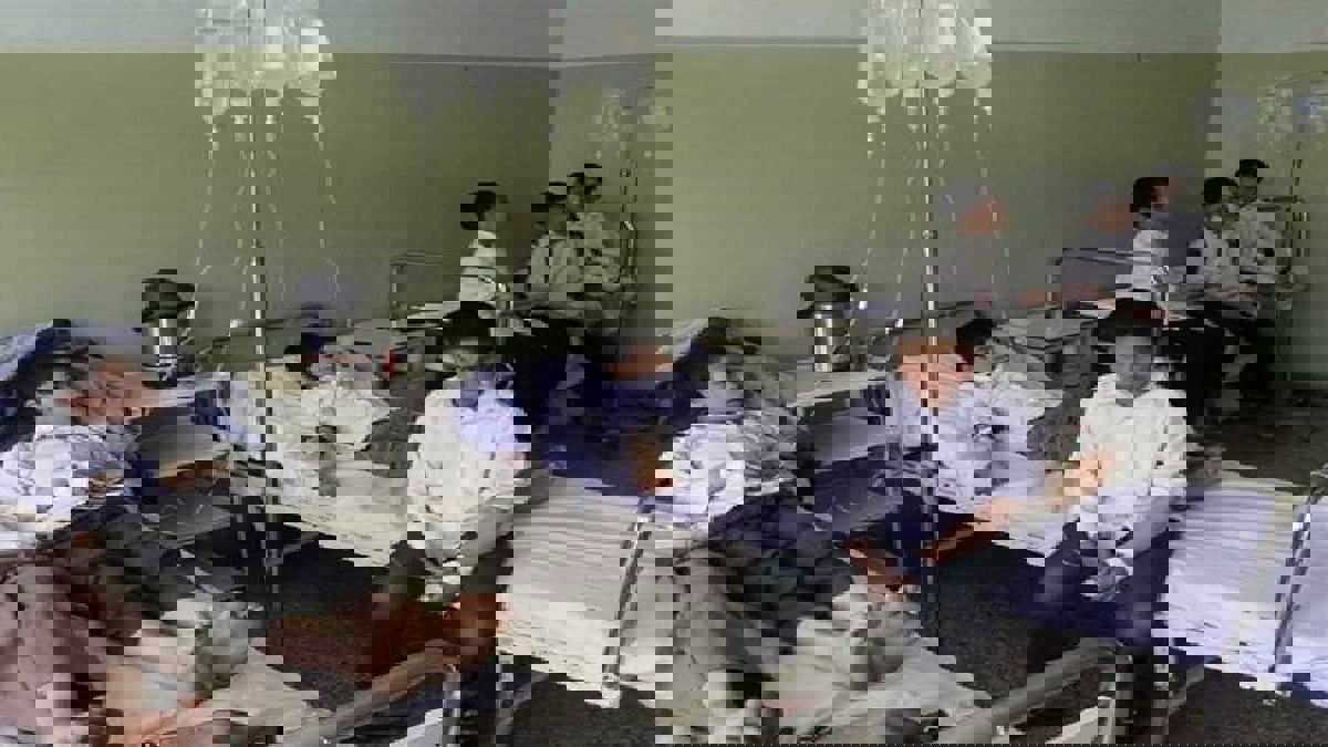 بعد أسيوط وقنا.. تسمم عشرات التلاميذ المصريين في بني سويف والفيوم