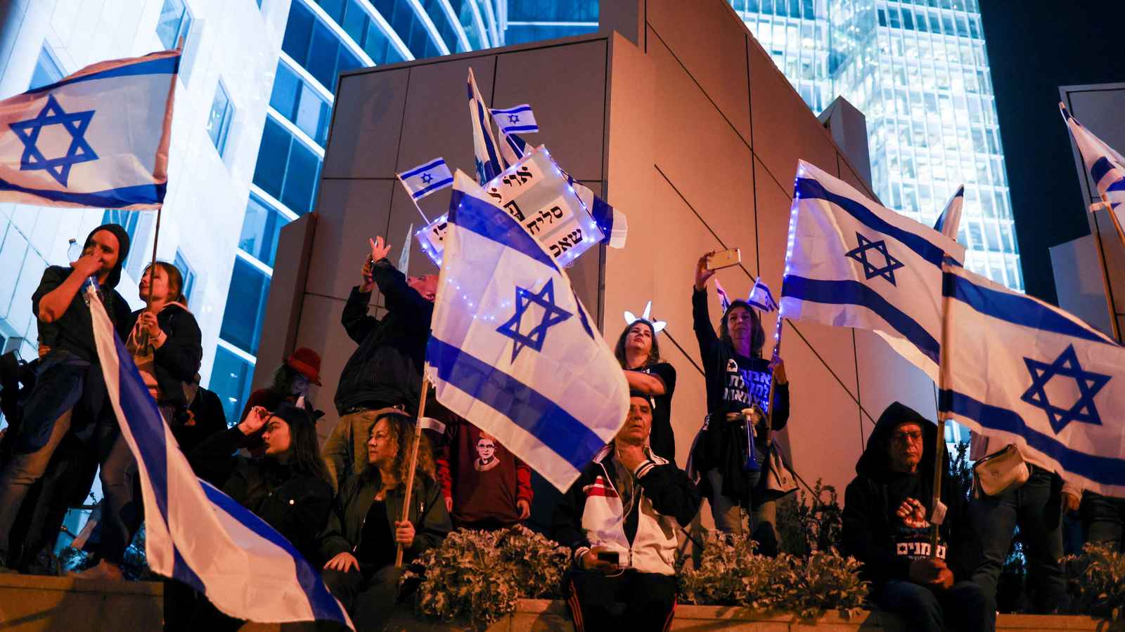 استطلاع: ثُلث الإسرائيليين يعتبرون أنهم خسروا الحرب مع "حماس"