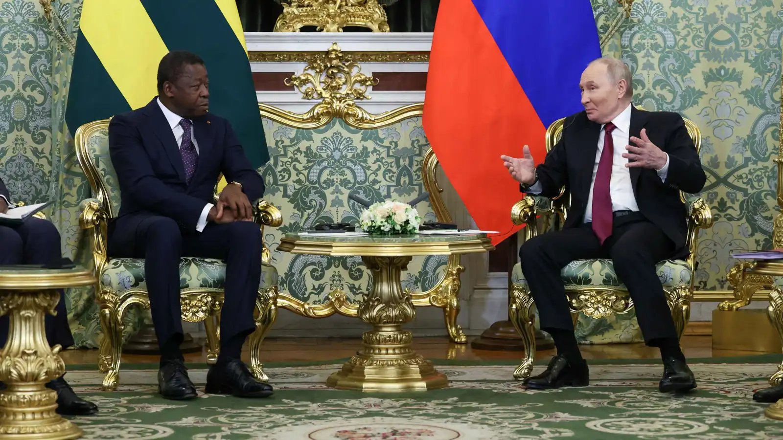 فتح سفارة في توغو.. بوتين يوسع الوجود الروسي داخل أفريقيا