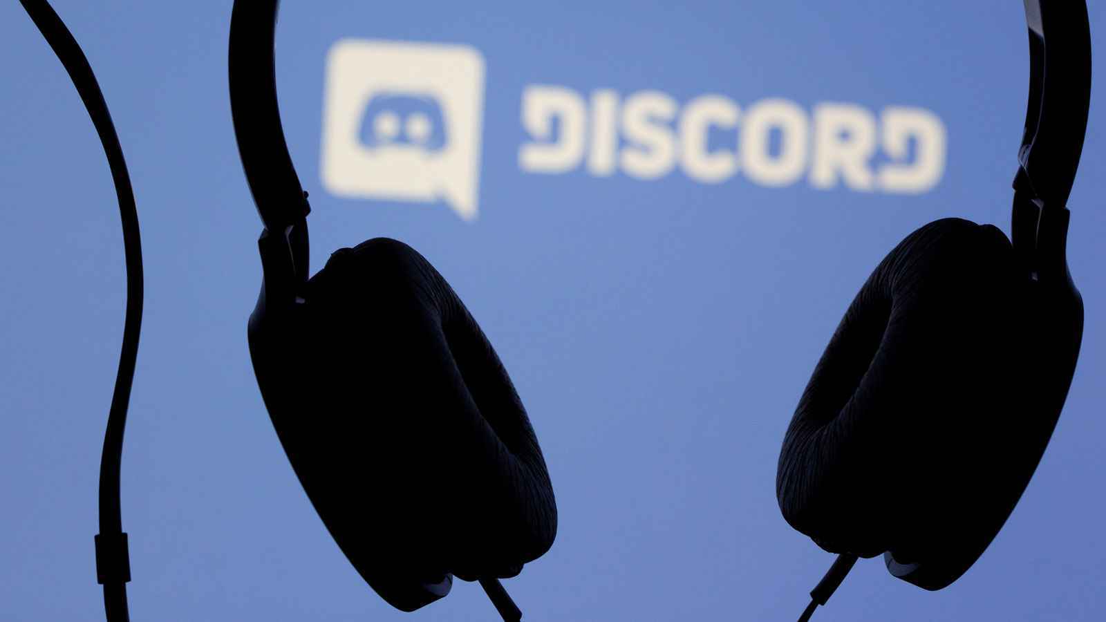 تحذير من استهداف تطبيق مراسلة شهير