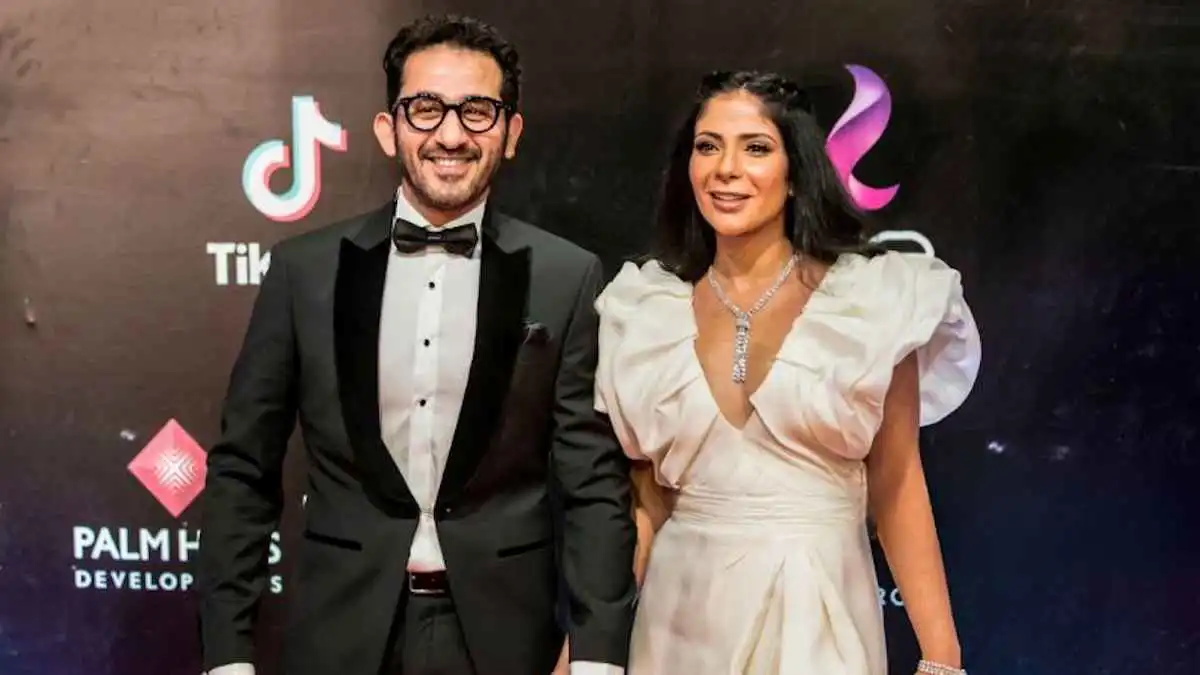 أحمد حلمي ومنى زكي.. ثنائية زوجية وفنية متميزة تثير تفاعلا واسعا (فيديو)