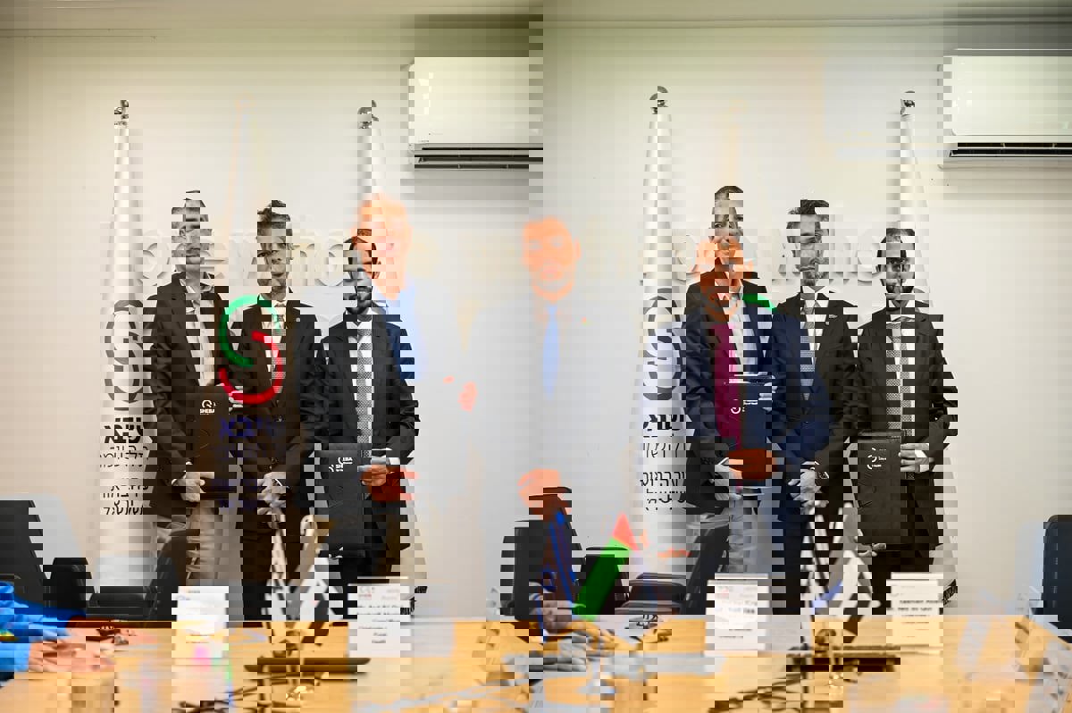 تعاون علمي لتعزيز البحوث السريرية في مجال الرعاية الصحية 