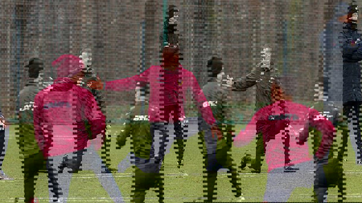 انتكاسة لخطط عودة الدوري الألماني بعد وضع تشكيلة فريق دينامو دريسدن في الحجر الصحي