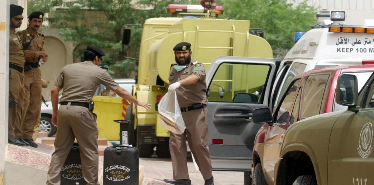 بين زبائنه يمنيون.. ضبط مصنع لتزوير المستندات والأوراق الثبوتية السعودية