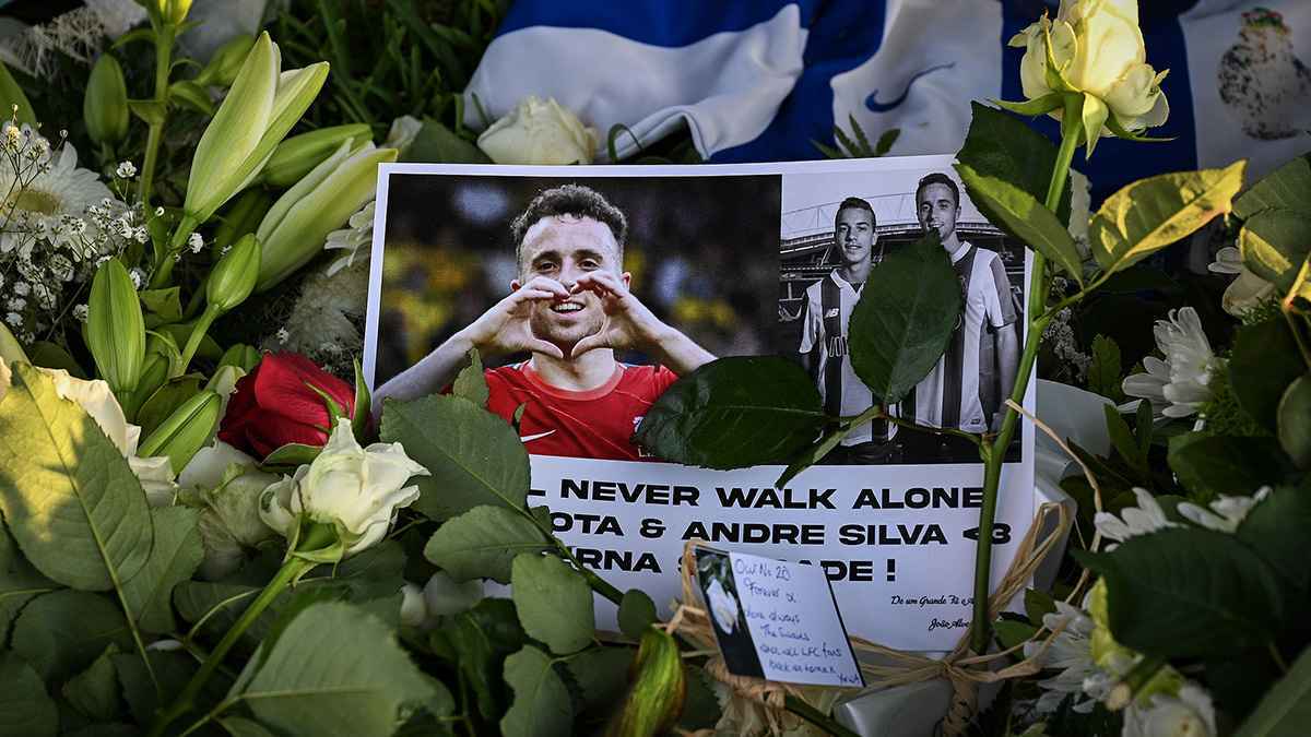 تفاصيل آخر مكالمة هاتفية أجراها ديوغو جوتا قبل الحادث المأساوي