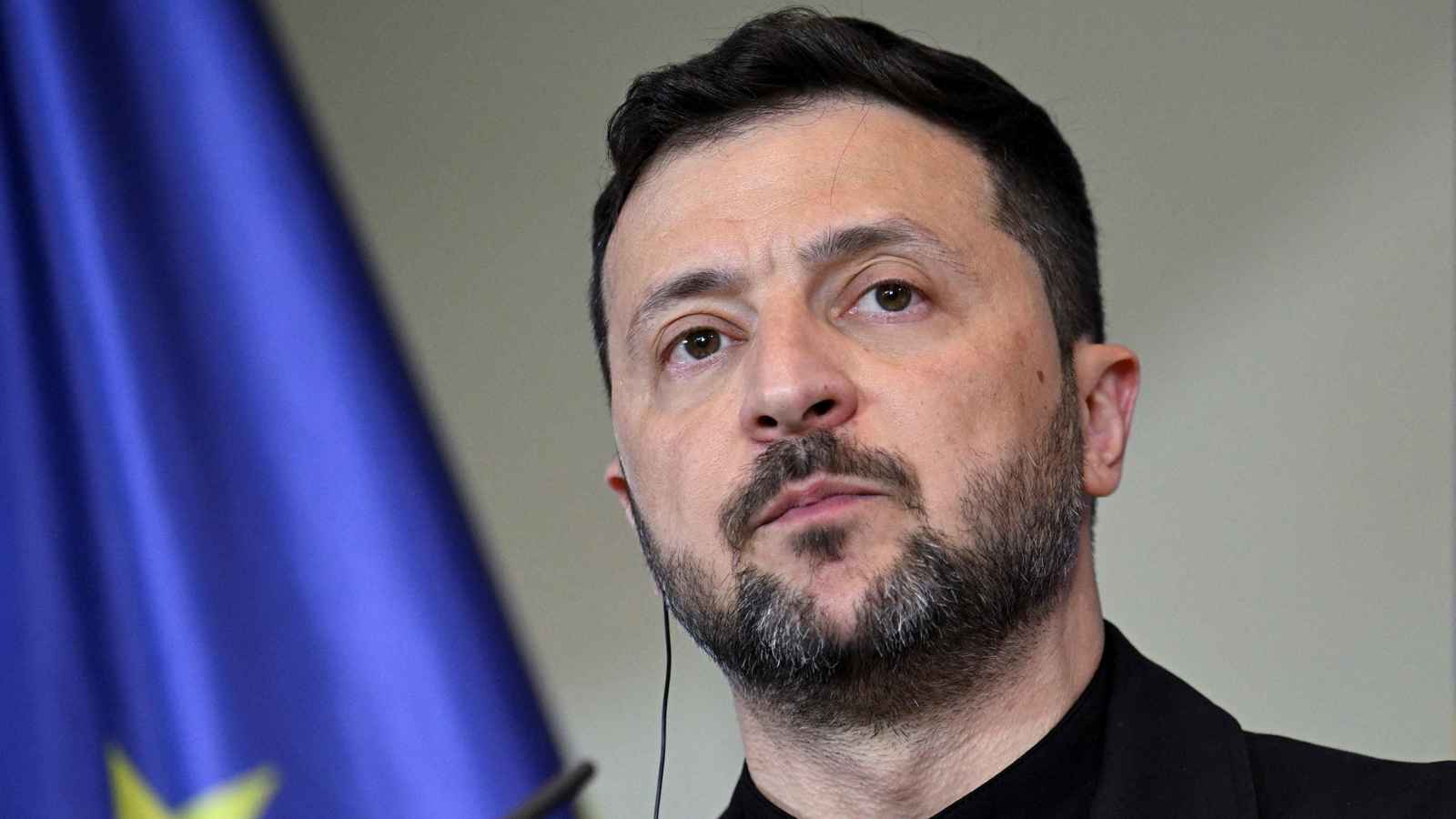 زيلينسكي يدعو لتكثيف الضغوط الأمريكية والأوروبية على روسيا