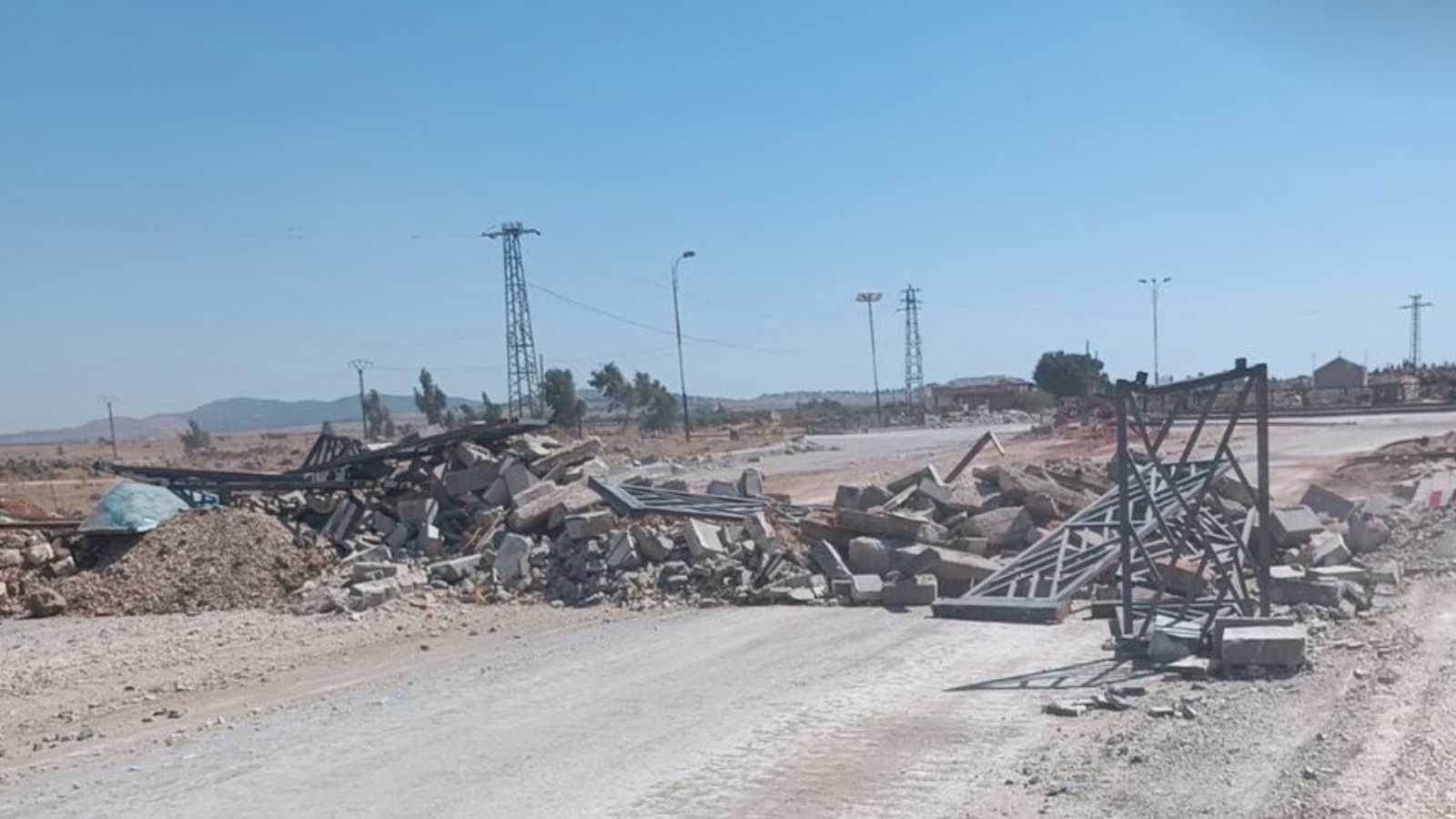 قوات إسرائيلية تواصل عمليات التجريف في القنيطرة (صور)