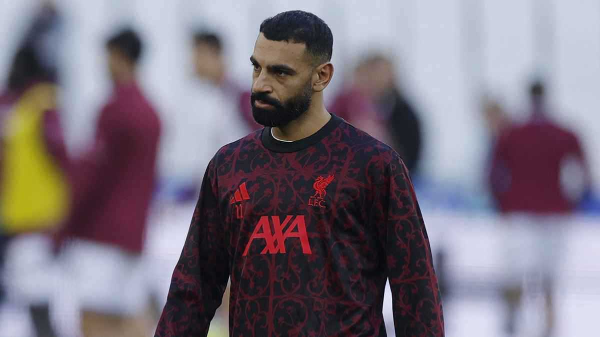 أكبر مستفيد من جلوس محمد صلاح على دكة بدلاء ليفربول
