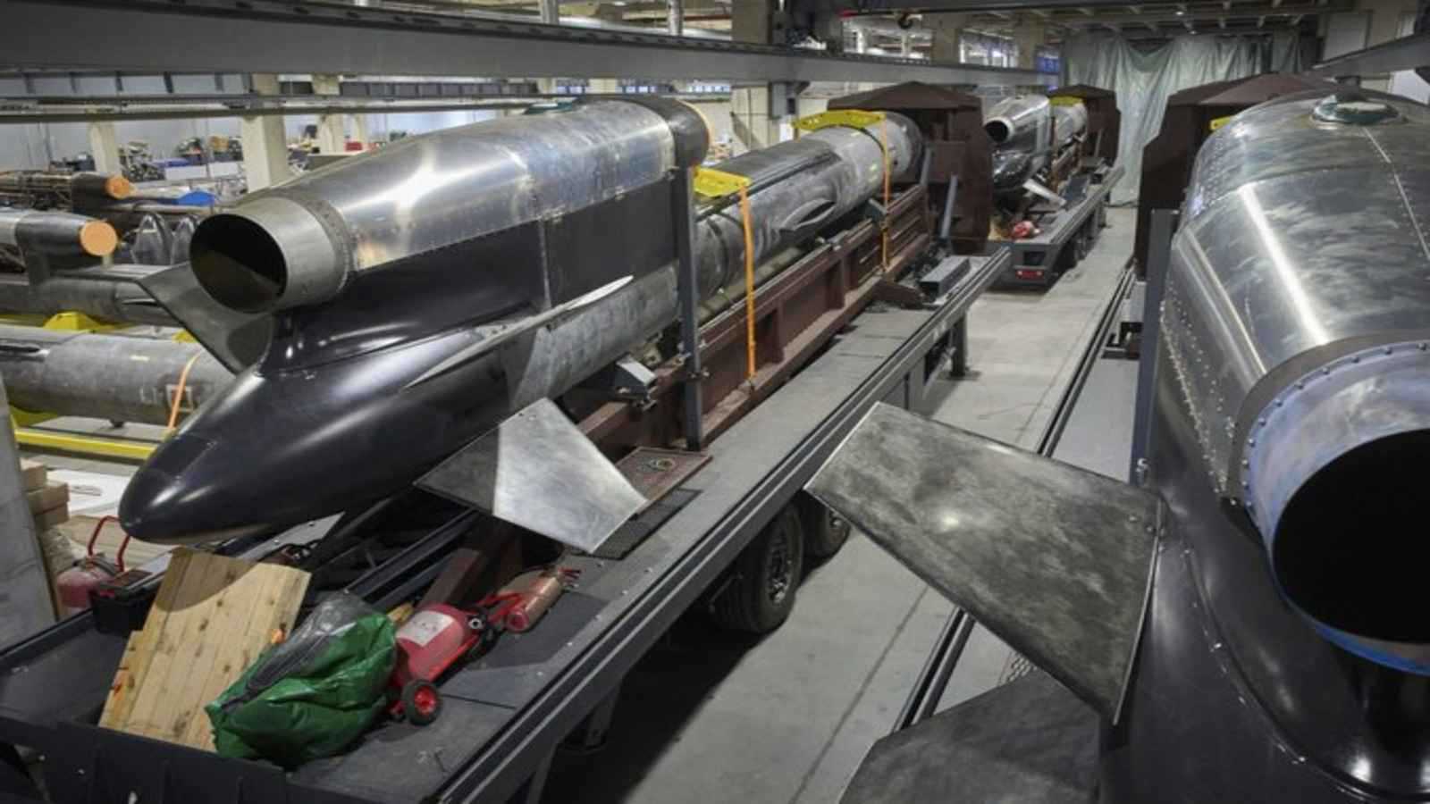 تهدد أغلب القواعد الروسية.. ما صواريخ "ERAM" التي حصلت عليها أوكرانيا؟