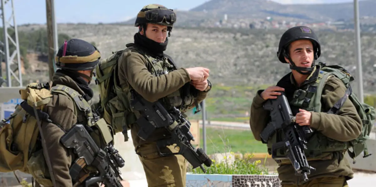 الجيش الإسرائيلي يفرض حصارًا شاملًا جنوب الخليل