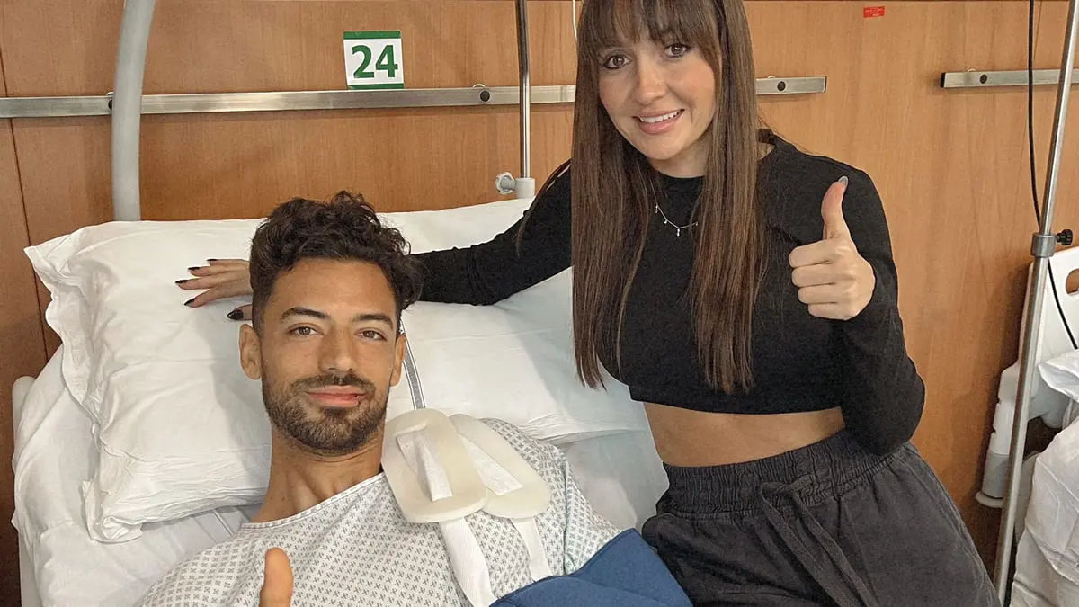 أول ظهور لبابلو ماري لاعب مونزا الإيطالي في المستشفى بعد نجاته من حادث طعن