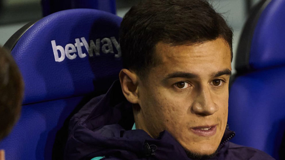 هل يرحل كوتينيو عن نادي برشلونة؟