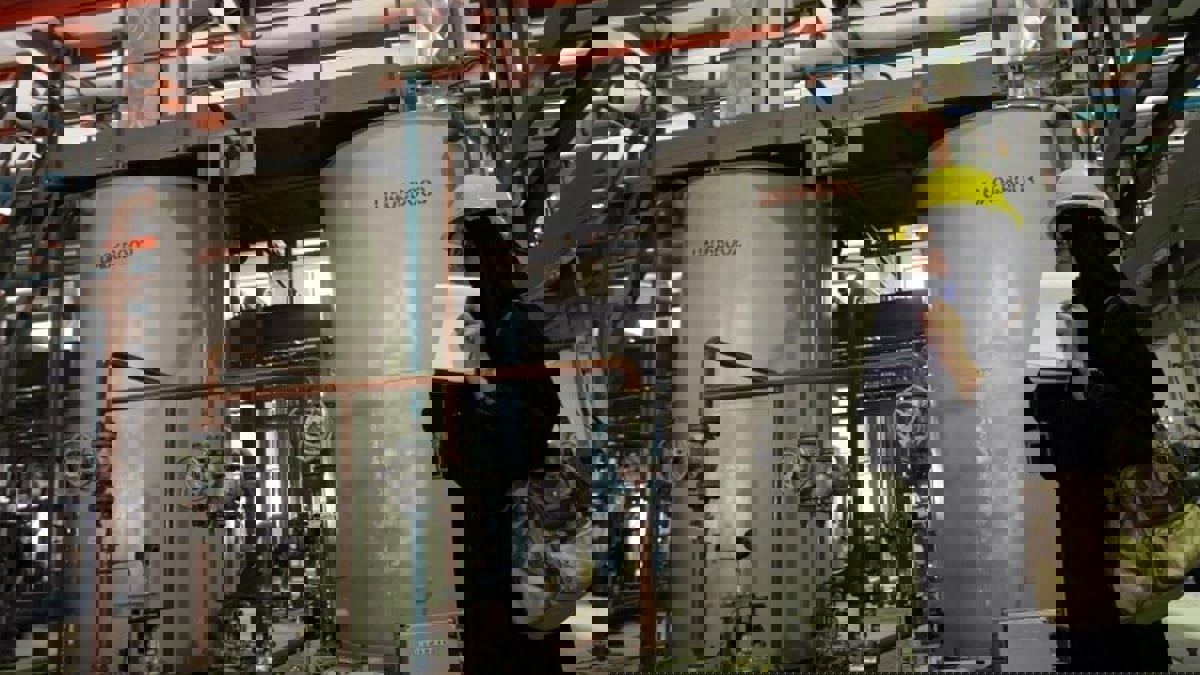 انطلاق محادثات نووية غير مباشرة بين إيران وأمريكا في الدوحة