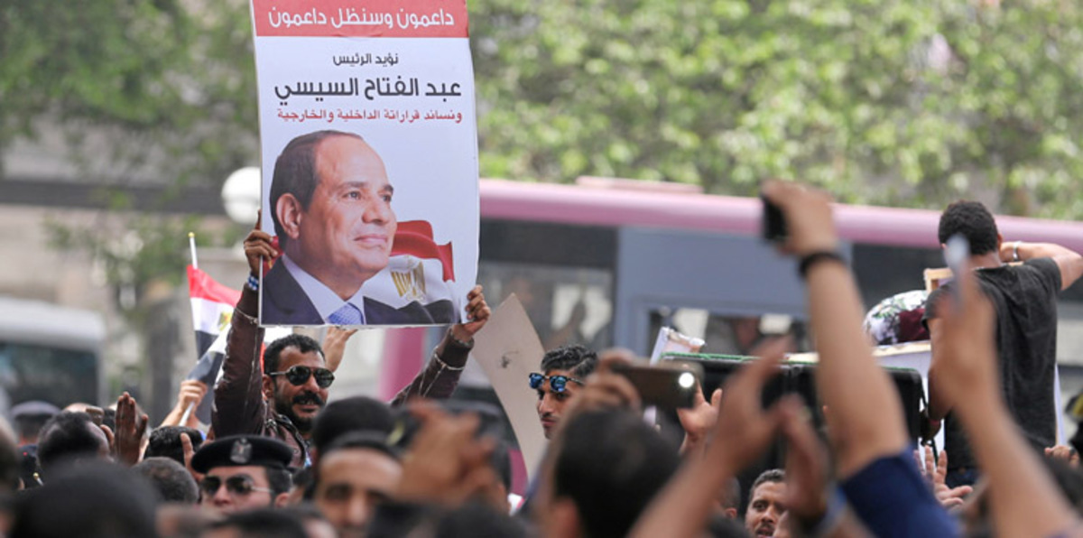 لمصلحة من مهاجمة السيسي؟