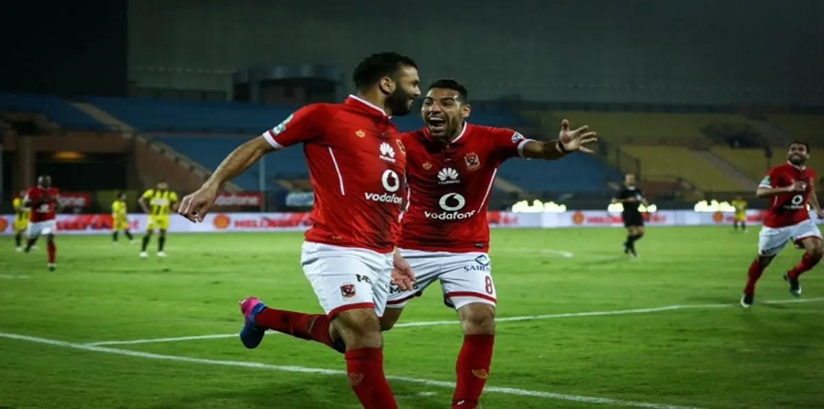 قائد الإسماعيلي يسعى لضم عماد متعب.. ولاعب المقاصة يستنجد بالأهلي