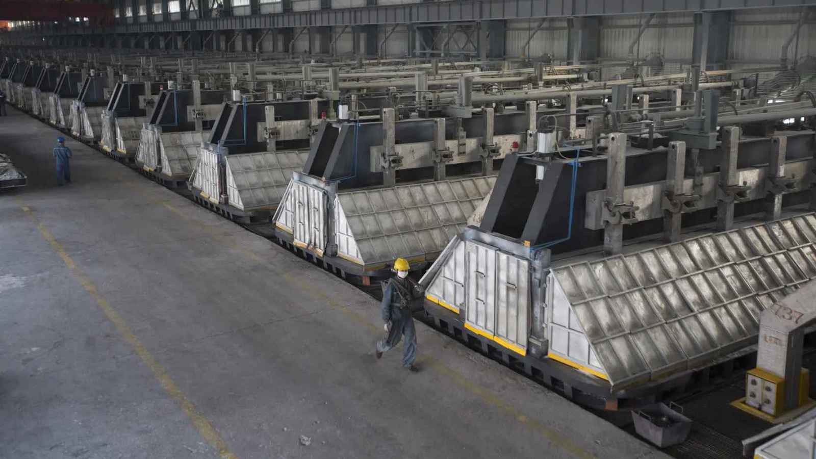 بكين تدعو للحوار بعد أزمة المعادن النادرة مع واشنطن