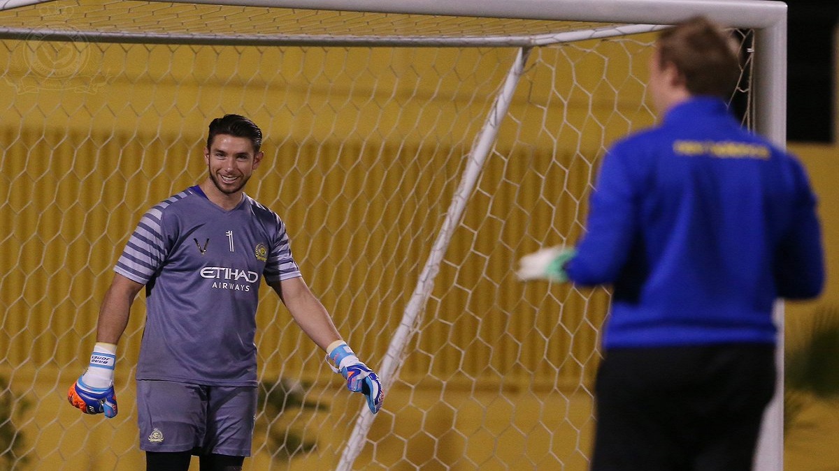 براد جونز حارس النصر يمتنع عن خوض التدريبات‎