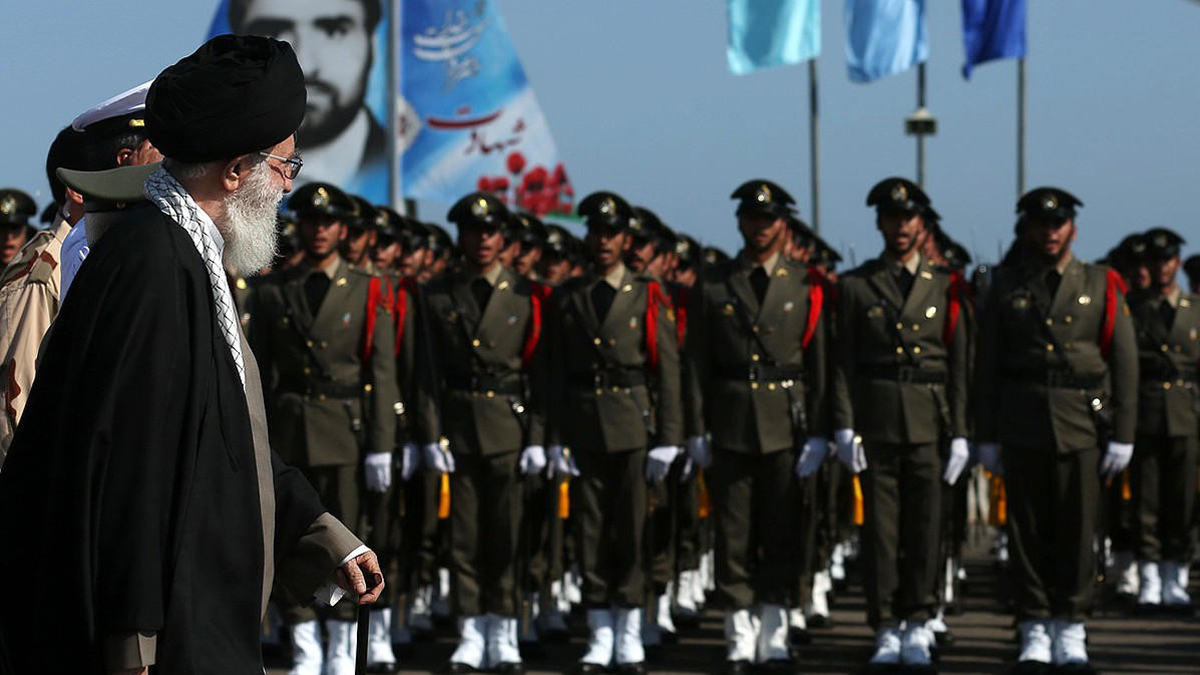 إيران تعلن إحباط هجوم في شيراز

