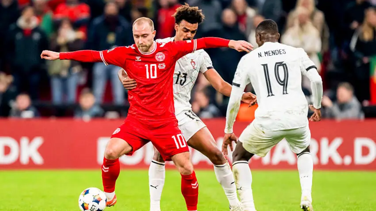 "لم أسخر منه".. تعليق ناري من هويلوند بعد احتفاله على طريقة رونالدو (فيديو)