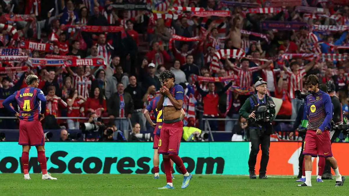 بعيداً عن صافرة الحكم.. 4 أخطاء فنية دمرت برشلونة أمام أتلتيكو مدريد