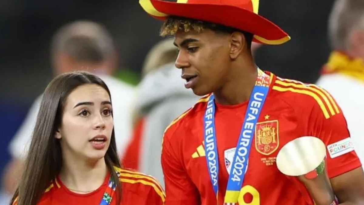 مفاجأة مدوية.. لامين يامال يقضي عطلته مع فتاة تكبره بـ12 عاما (صور)