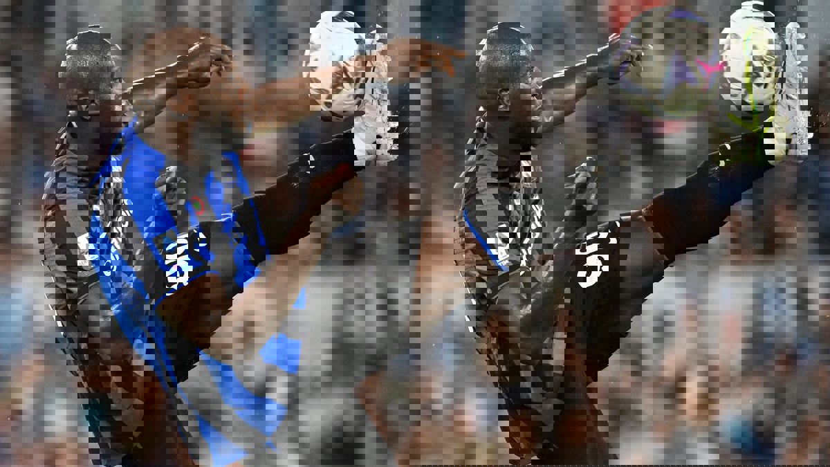 الإصابة تغيب لوكاكو عن مباراتي إنتر ميلان أمام ميلان وبايرن ميونخ