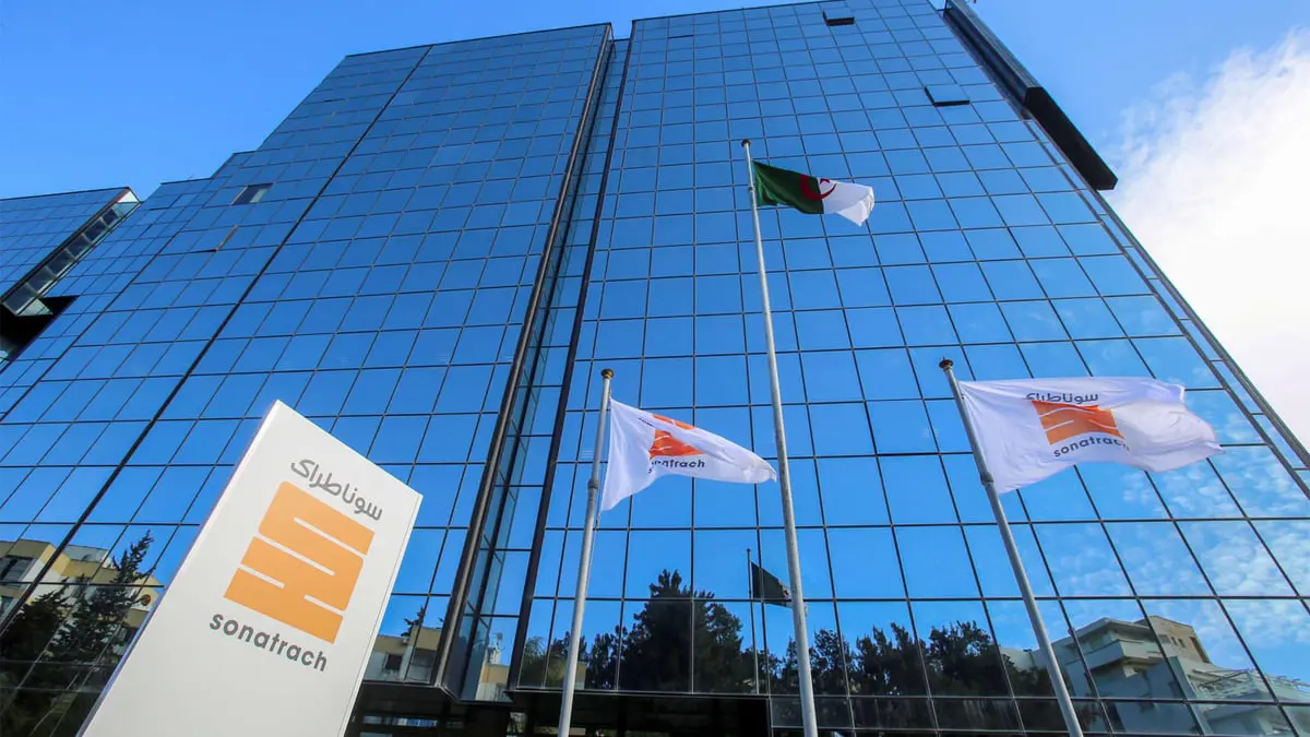 "سوناطراك": نبحث مع إيني زيادة إمدادات الغاز إلى إيطاليا